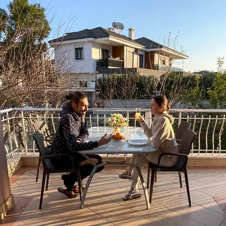 A Cozy For A Large Family مرمريس