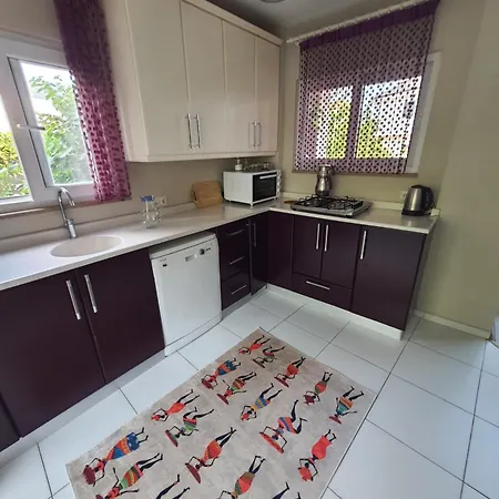 A Cozy For A Large Family * מרמריס