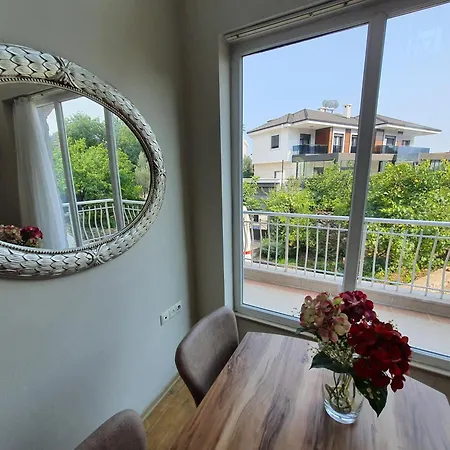 A Cozy For A Large Family فيلة *