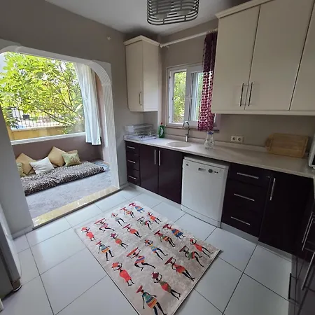 A Cozy For A Large Family וילה מרמריס
