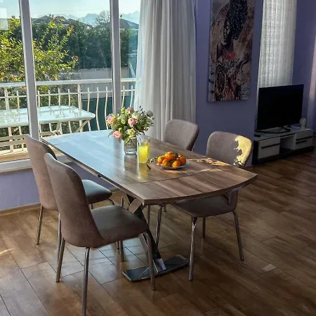 Vila A Cozy For A Large Family *